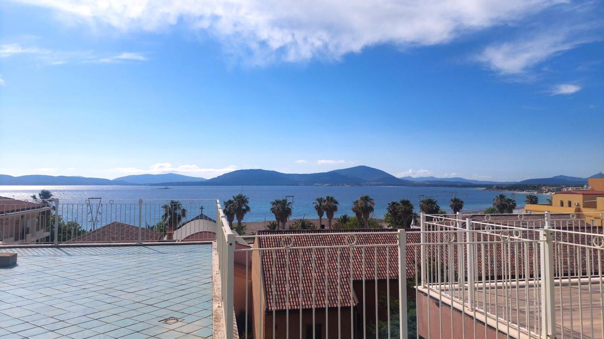 Lovealghero Stanze In Attico Vista Mare ภายนอก รูปภาพ