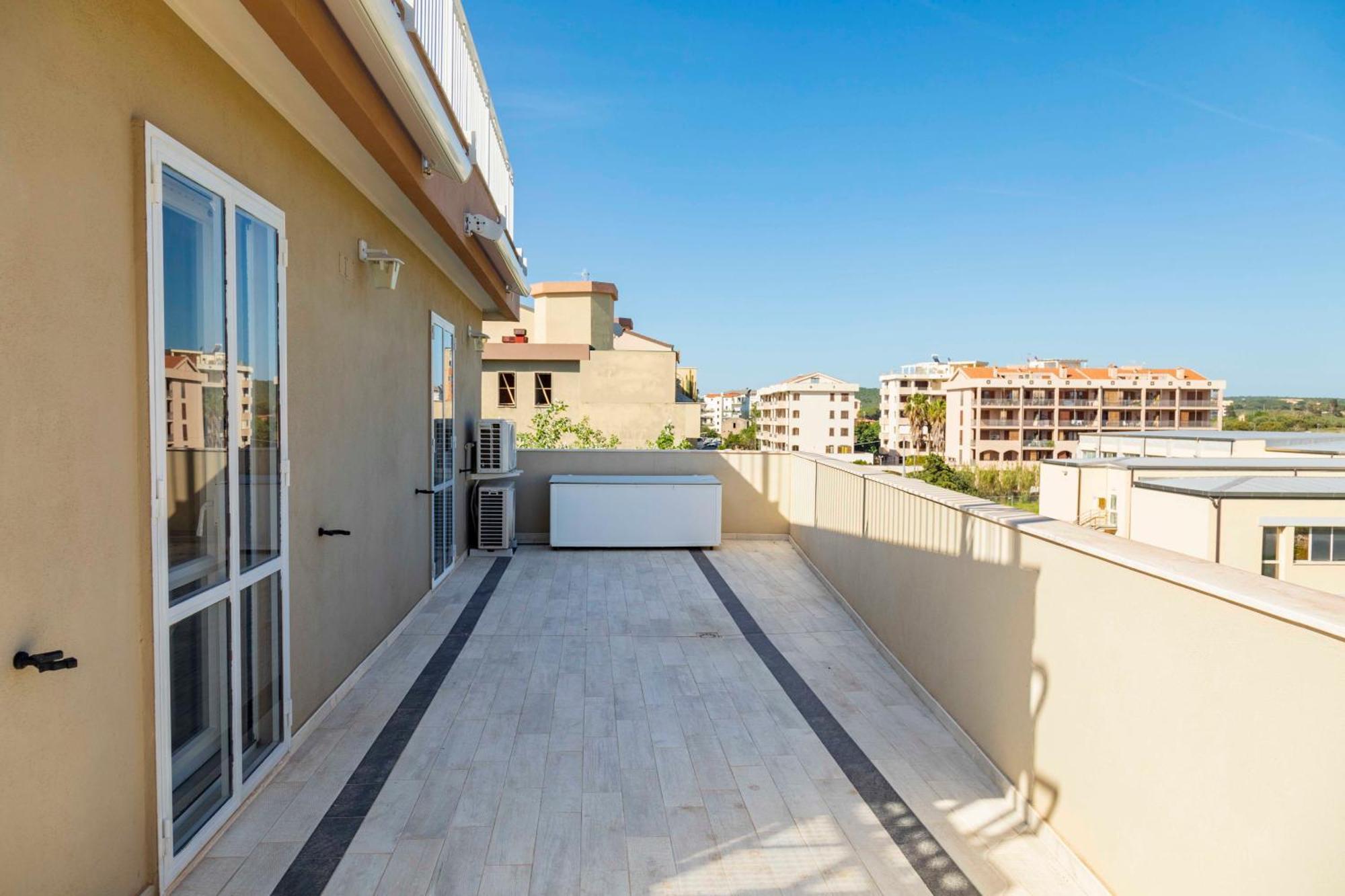 Lovealghero Stanze In Attico Vista Mare ภายนอก รูปภาพ